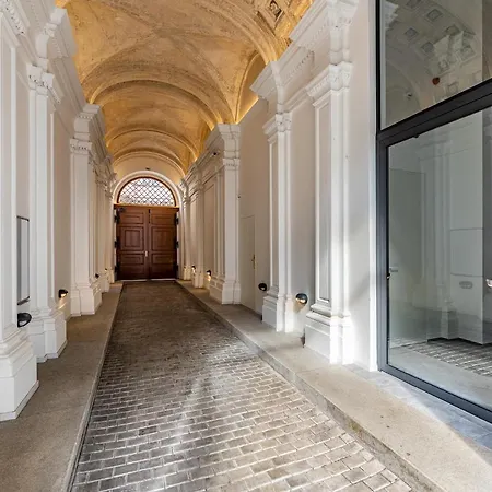 דירה Luxury Located In Nove Mesto In The Centre Of